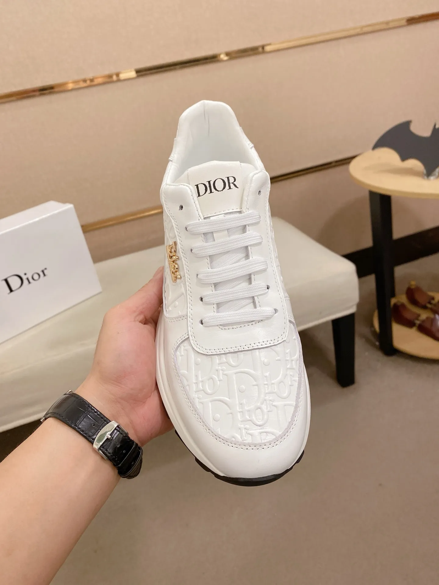 Men's shoes💰: 462💰 [Dior·Dior] New casual sports style men's shoes, new spring and summer design, perfect workmanship, lace-up style to create wardrobe quality, upper: imported first-layer cowhide, sheepskin lining is soft and comfortable, ultra-light TPU wear-resistant outsole, simple, versatile fashion men's shoes, excellent color code number 38--44. Can be customized 45 non-returnable